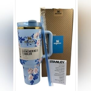 Stanley Blue Floral Quencher H2.0 Tumbler
